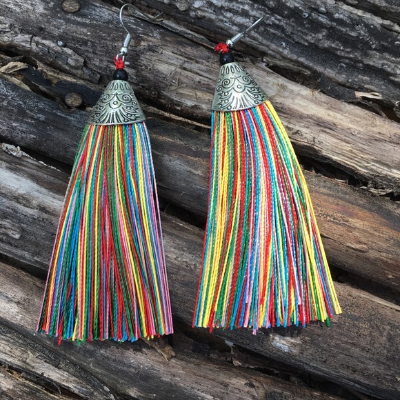 Gorgeous Tassel Earrings Antique Silver Multicolor - Picture 2 of 6